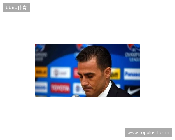 渝媒：李章洙在重庆被球迷请吃火锅，他直接吃的红锅微辣