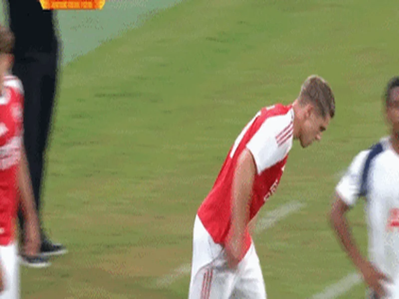 剑南春丨阿森纳4-1热刺,埃泽戴帽,里沙利松超远吊射